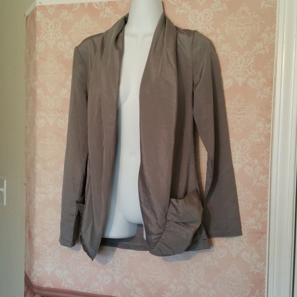 Charlotte Russe Women's Cardigan Open‎ Front Crepe - Picture 3 of 7